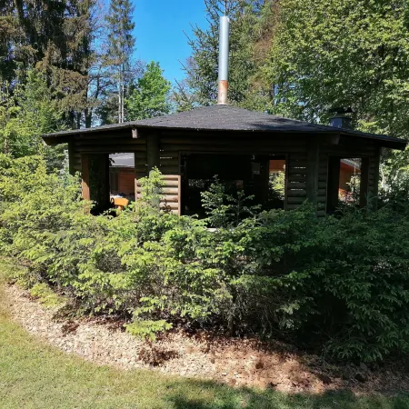 Chalet in Wibrin Near Achouffe Brewery Отели в г. Уффализ