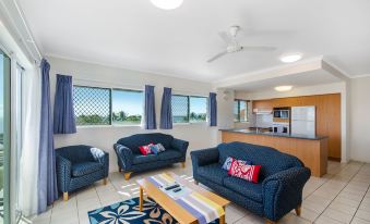 Madison Ocean Breeze Apartments
