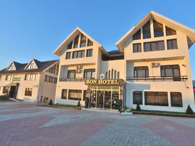 Bon Hotel City & Resort