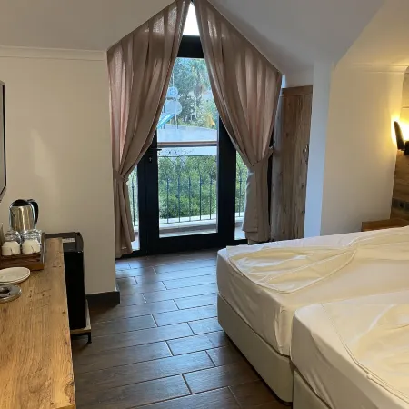 Miyas Luxury Hotel