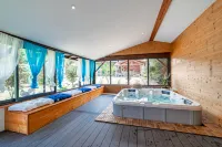 Hôtel Au Coq Dort Spa Hotels in Chaneins