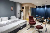 โรงแรมกาแล็กซี