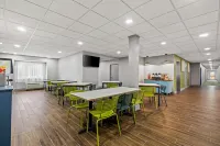 Spark by Hilton Wilkes-Barre - breakfast