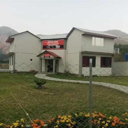 River Dine Hotel