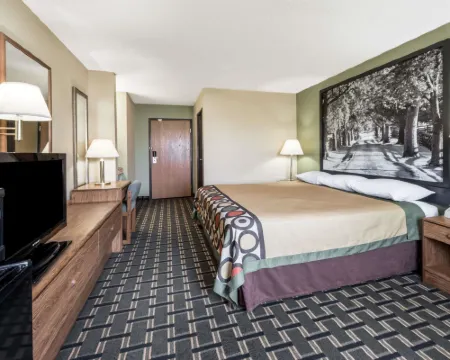 Super 8 by Wyndham Greenville Hotels in Bond County