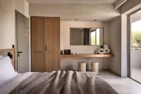 Alamis Hotel & Apartments Hotels in Planos