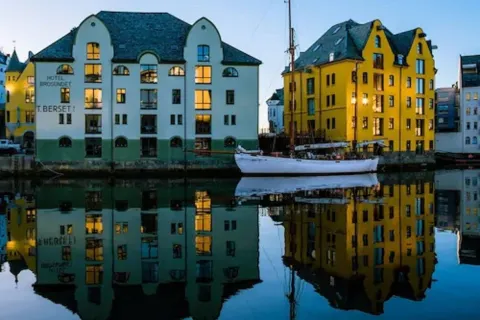 Hotel Brosundet