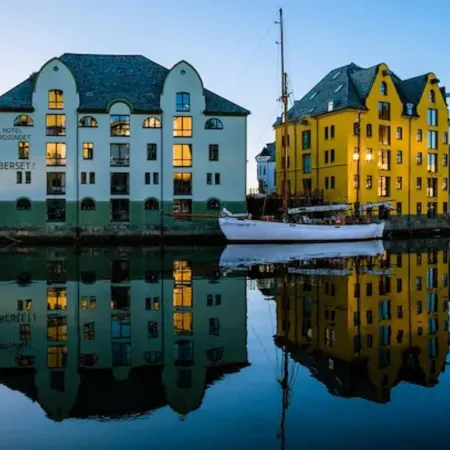 Hotel Brosundet