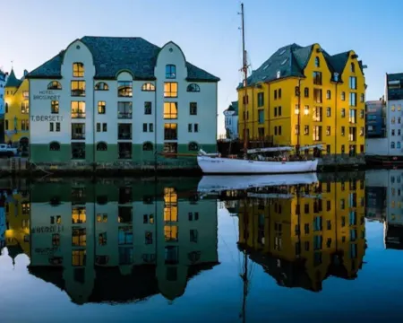 Hotel Brosundet Hotels in Alesund