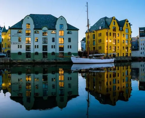 Hotel Brosundet Hotels in Alesund