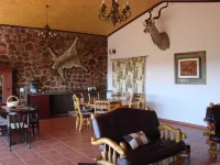 Onduri Lodge - in Okaukuejo - breakfast