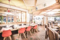 Lifestyle Rooms & Suites by Beau-Séjour - breakfast