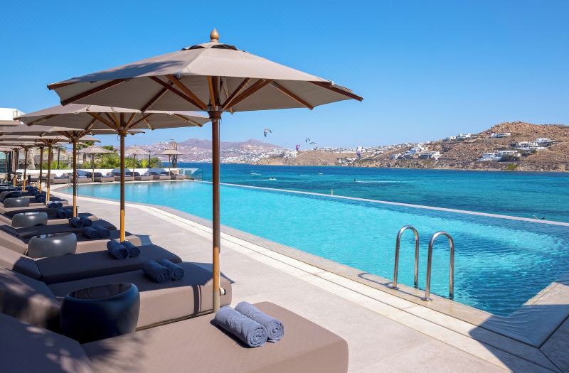 Aeonic Suites and Spa photo 4