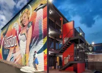 Bposhtels Houston  호텔