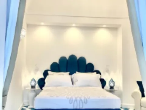 ヴィラダイアモンドラグジュアリースイーツ ポジターノのホテル