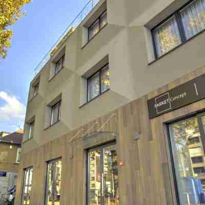 Avenue21 Hotel Exterior