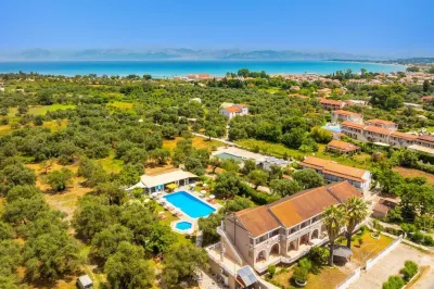 Kosmas Apartments