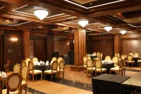 Pleasant Tree Hotels