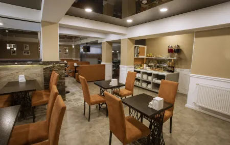 Apart Hotel West Отели в г. Навдараанткари