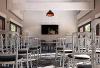 ลด์ ร์ จาร์ดิน ดี โจเซฟีน - เลอ มานัวร์