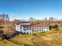 Hotel Irschenberg Hotels in Valley