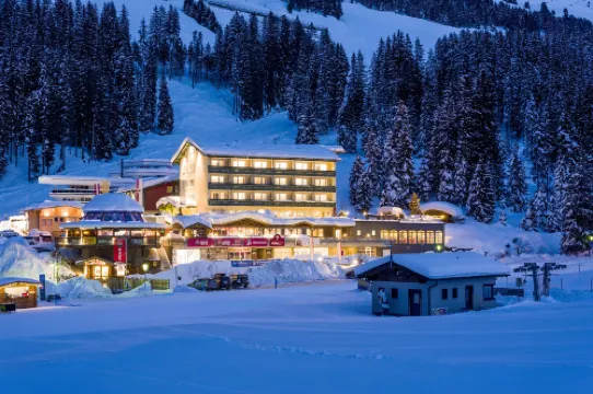 Berghotel Hochfügen Hotels in Fügenberg