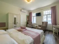 Albizia-Apartments Hotels in Baden
