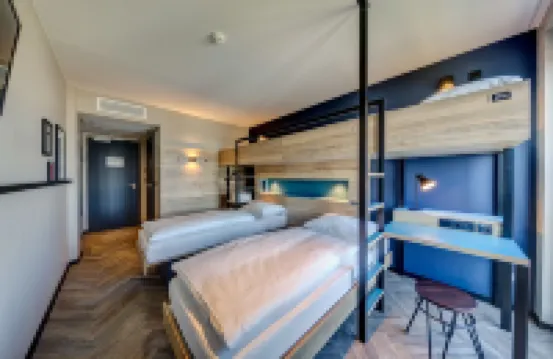 Schulz Hotel Berlin Wall at the East Side Gallery Hotels near East Side Gallery