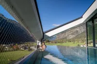 Lifesteil Aparthotel - Pools
