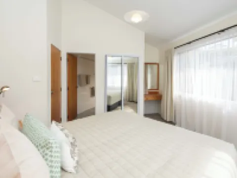 Whispering Pines Cottages Hotels in Burnt Pine