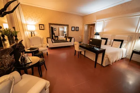 Santa Maria Foris Отели рядом со станцией Ravenna