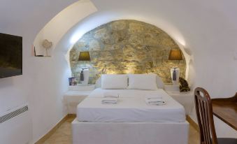 Campiello Apartments