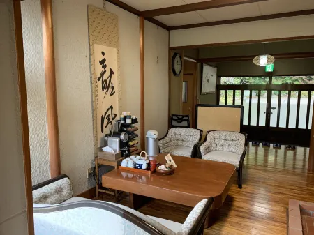 Hotel LT Kitchen Yugawara Отели рядом с достопримечательностью «Fudo Falls»