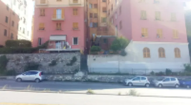 ชาร์มมิง เจโนเวเซ รีทรีต ในย่านบอร์โกรัตติ