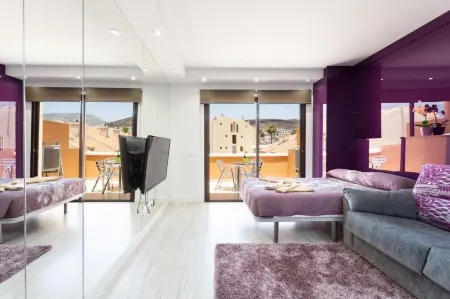 Tenerife Royal Gardens - Las Vistas Trg - Viviendas Vacacionales Отели рядом с достопримечательностью «Aloe Park»