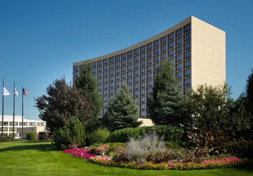 Chicago Marriott Oak Brook Hotels in Oak Brook