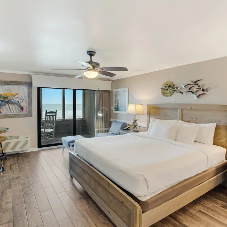 Oceanfront Litchfield Inn