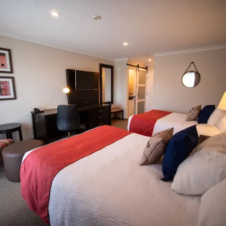 Oak Island Resort & Conference Centre