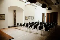 Hotel Monopol - Business