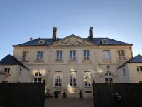 Castel Saint-Léonard Hotels in Falaise