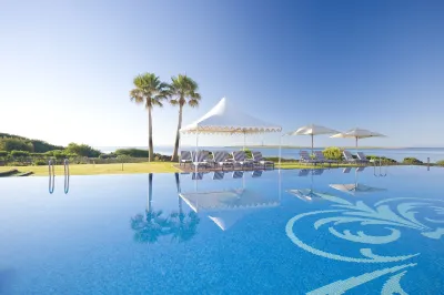 Insotel Punta Prima Prestige Suites & Spa Hotels in der Nähe von BlackLizzard Menorca