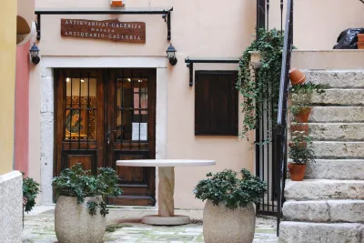 Villa Tuttorotto Hotels in 