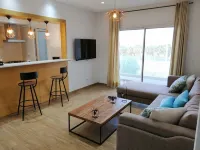 Bright and Stylish Flat - Parking