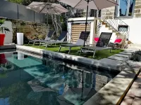 La Maison Grivolas Appartements et Maison d'hôtes Hotels in Авіньйон