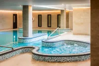 The Celtic Royal Hotel - Pools