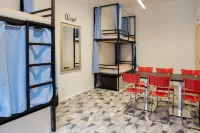 Hostel Eleven Hotels in 