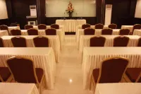 Travello Hotel Manado Hotels in Wenang
