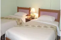 Ubon Hotel Hotels in Warin Chamrap