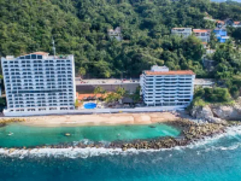 Costa Sur Resort & Spa Hotels near Los Arcos
