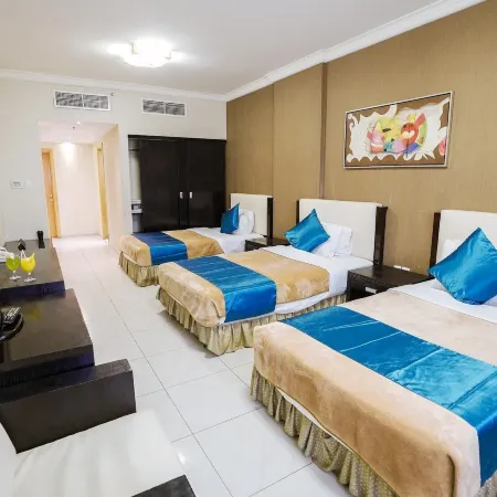 Crystal Plaza Hotel Отели рядом с достопримечательностью «Торговый центр Sharjah Mega Mall»